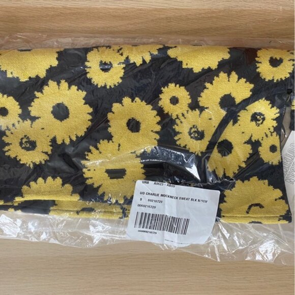 Urban Outfitters | Charlie Mockneck Sweater Dress New Small Floral Black Yellow - Picture 7 of 9